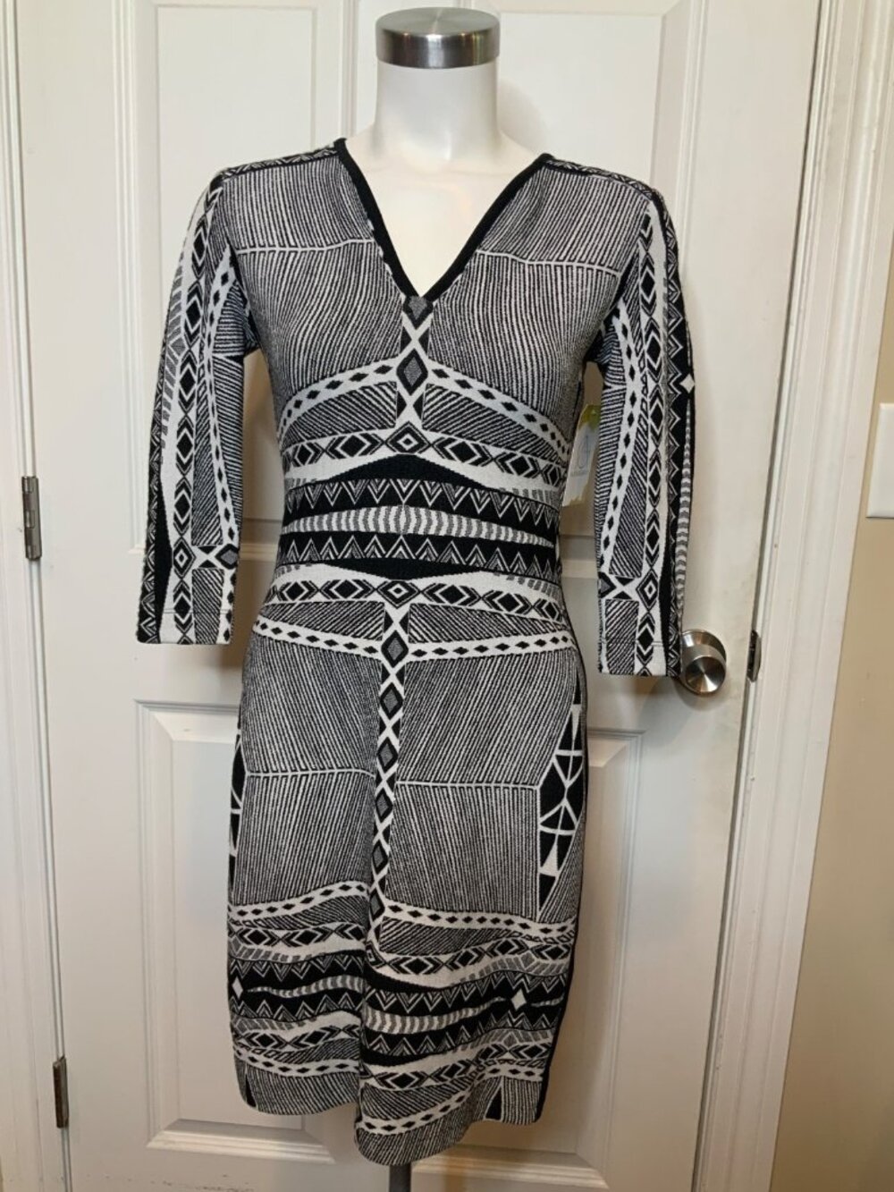 Yoana Baraschi Black White Geometric V-Neck Bodycon Dress, Size XS